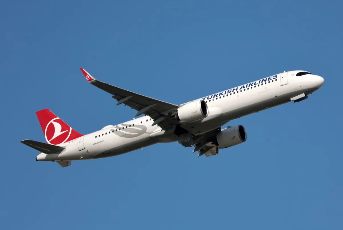 Avion Turkiš erlajnsa se zapalio pri sletanju u Nepalu