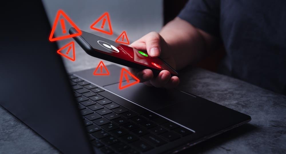 Lažni Claude AI sajtovi šire malver preko Google oglasa: Nova globalna prevara!