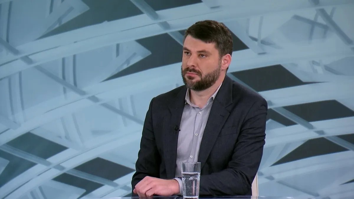 Teolog Pantelić: Patrijarh Porfirije u svemu sledi kosovsku politiku Aleksandra Vučića