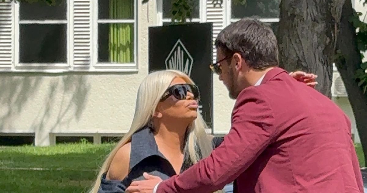 "Ima biznis...": Dara Bubamara otkrila čime se bavi njen mlađi dečko - kupuju i zajedničku nekretninu?