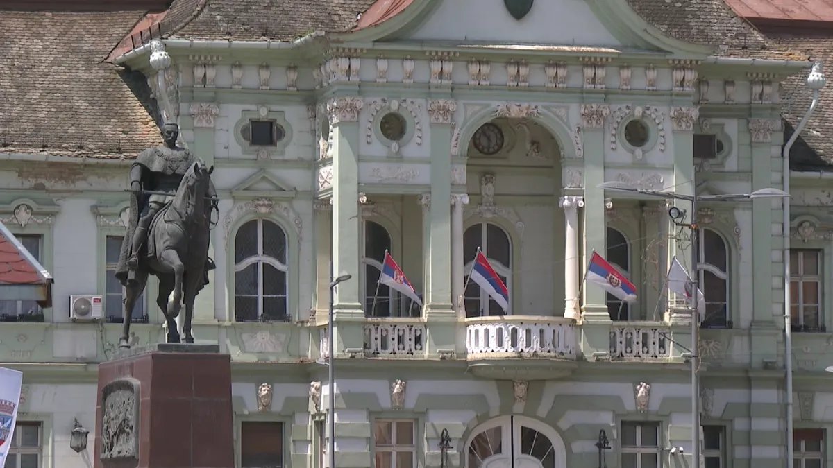 Opozicija: Gradonačelnik Zrenjanina pretvorio grad u vašarsku šatru