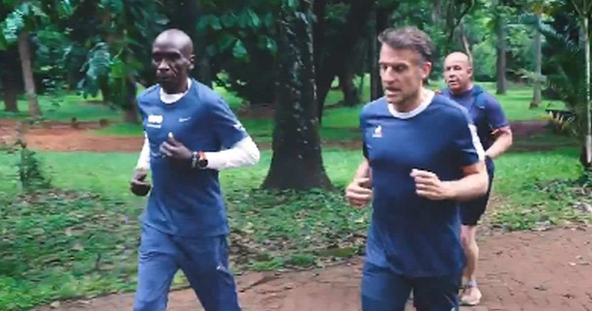 Makron trčao sa najvećim maratoncem svih vremena: Snimak iz Najrobija zapalio društvene mreže