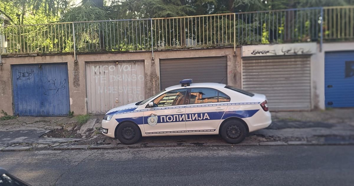 SAZNAJEMO! UBISTVO NA ČUKARICI: Žena usmrtila muža, vatrogasci zatekli telo u ogromnoj lokvi krvi!
