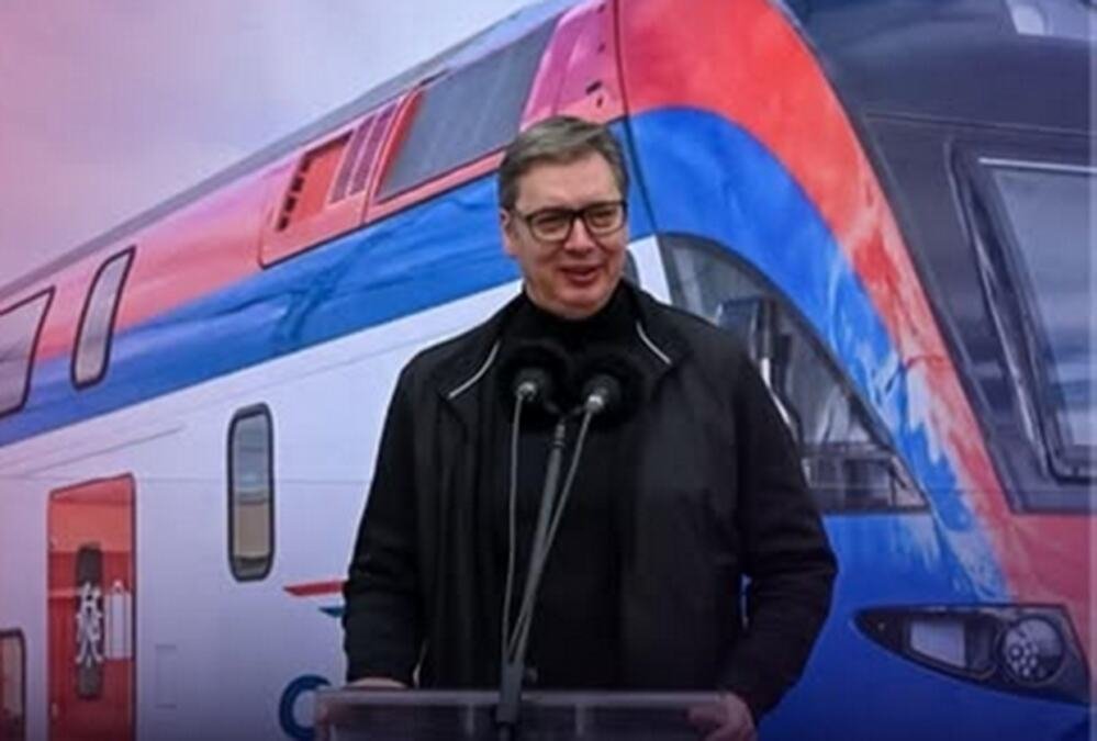 "NISMO I NE SMEMO DA BUDEMO ISTI" Predsednik Vučić suštinu sažeo u moćnoj poruci: Naše je da nastavimo da se borimo, da radimo i pomažemo ljudima