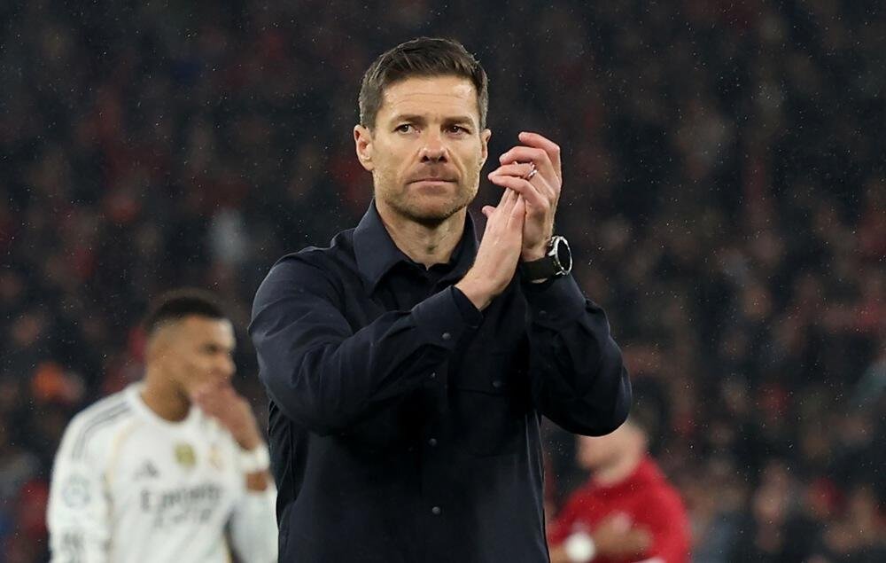 Ćabi Alonso prvi kandidat za trenera šestostrukog osvajača Premijer lige (Foto)