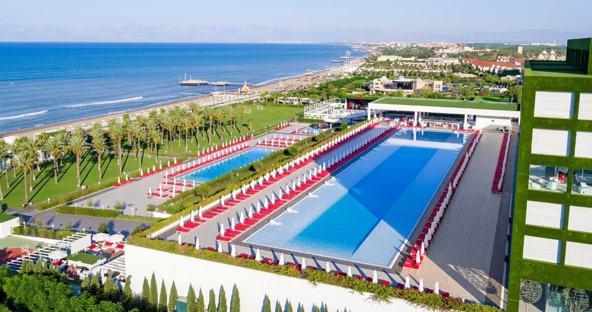 Adam & Eve 5★ – moderan enterijer, specifičan dizajn i hotel samo za odrasle u Beleku