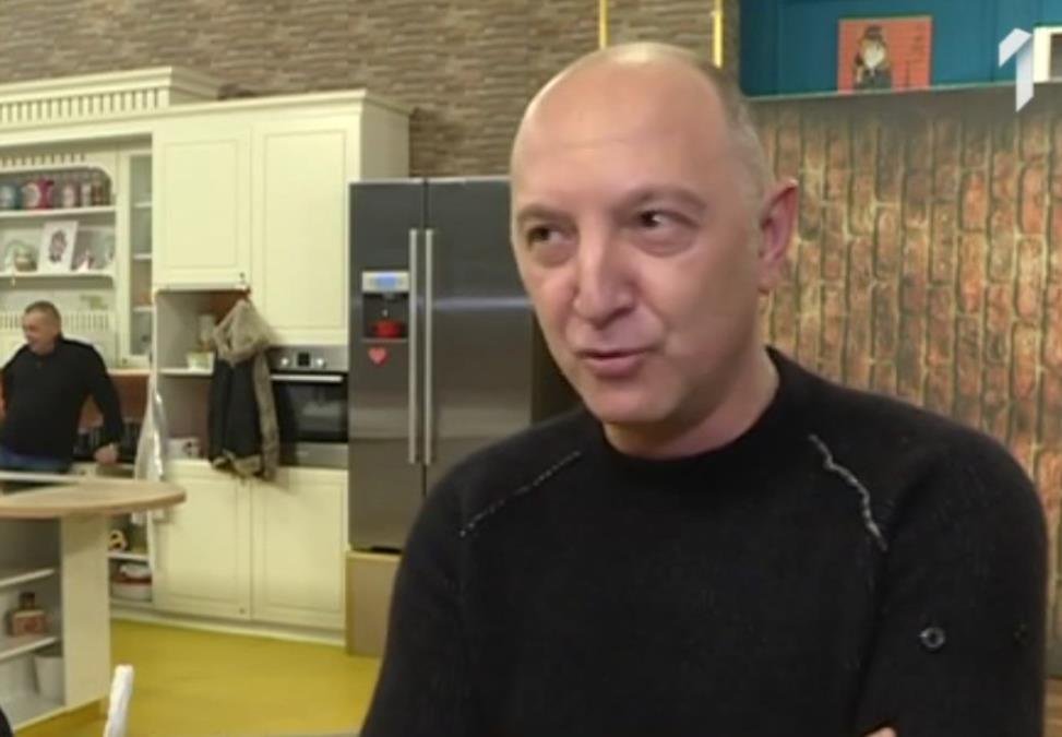 "KAŽU DA SU ULOŽILI MILION €, MOŽDA JE KOŠTALO KOPANJE, ELEKTRIKA, INSTALACIJE..." Endži Mavrić brutalno o estradi i pojedinim kolegama: Ako laje i priča...