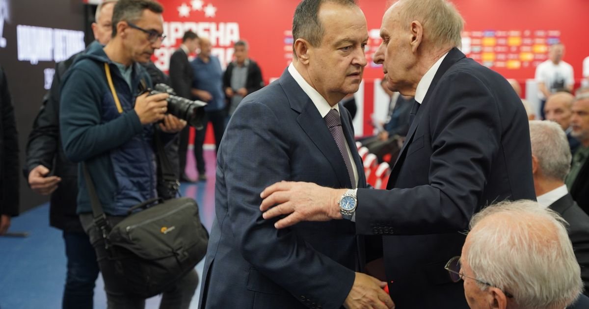 Ko je sve došao na oproštaj od čuvenog Vladimira Cvetkovića: Džajić, Slavnić, Zečević, Dačić, fudbaleri…