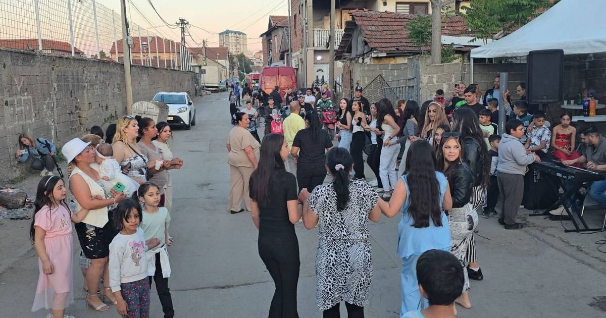 Erdelezi svečano obeležen u Nišu uz muziku, vatru i romsku tradiciju