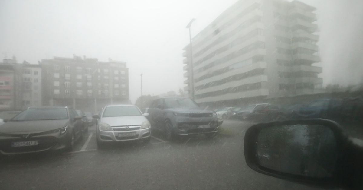 Žestoko nevreme pogodilo Hrvatsku, haos u Zagrebu: Pao sneg, temperatura se strmoglavila!