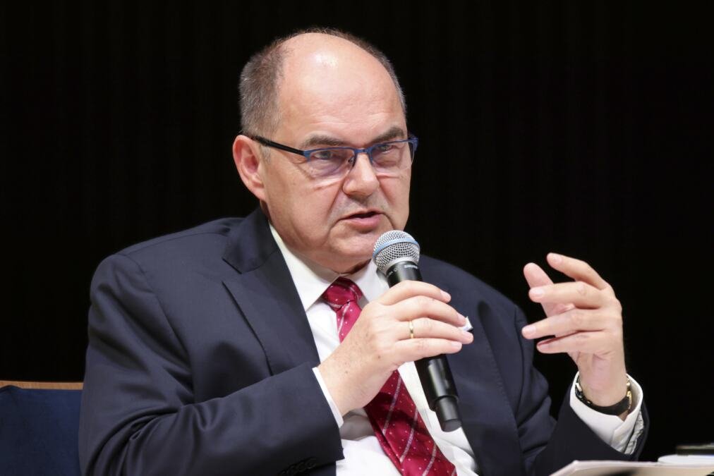 "OSTAJEMO PRI STAVU: KRISTIJAN ŠMIT NIJE POTVRĐEN U SB UN" Kina ostala dosledna po pitanju visokog predstavnika
