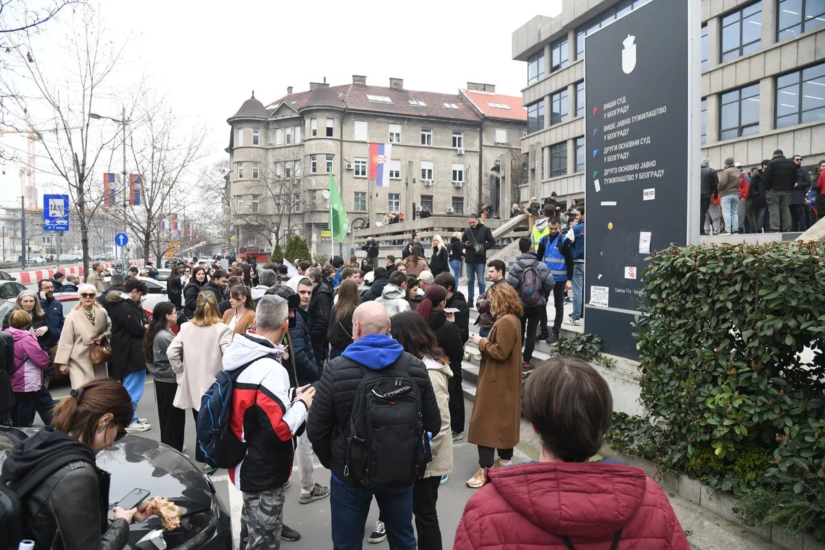 Studenti pozivaju na skup podrške ispred Palate pravde: Nastavlja se suđenje njihovim kolegama uhapšenim nakon Vidovdanskog protesta