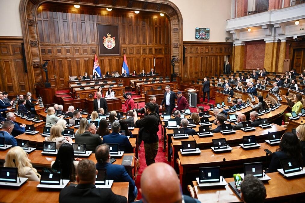 SKUPŠTINA SRBIJE: Poslanici danas nastavljaju raspravu o izmenama izbornih zakona