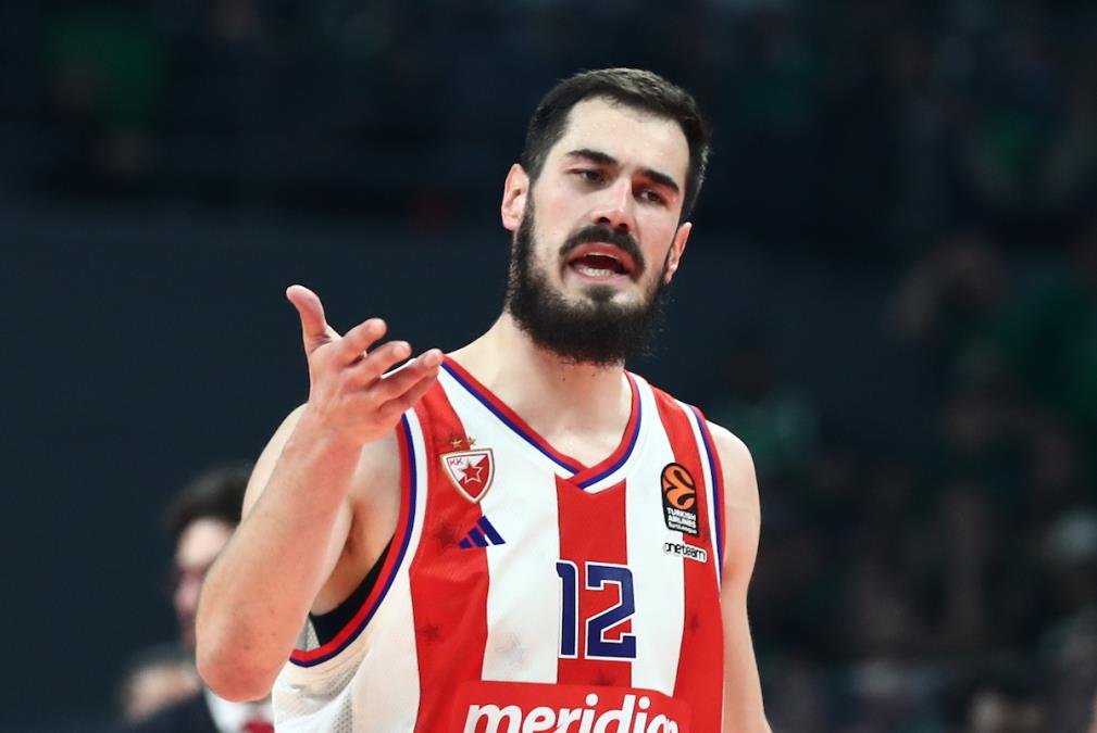 NIKOLA KALINIĆ SE PO PRVI PUT OGLASIO O TUČI NA MEČU PROTIV ZLATIBORA! Košarkaš Zvezde otvorio dušu: "Kad me neko napadne, provocira i udari prvi..."
