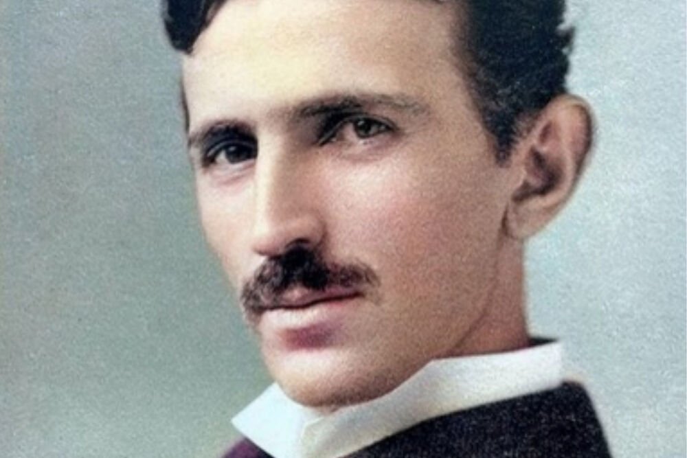 NAJEŽIĆETE SE OD GLAVE DO PETE! Tesla je PREDVIDEO da nas OVO ČEKA do 2035.! Jedna stvar se UPRAVO OSTVARILA