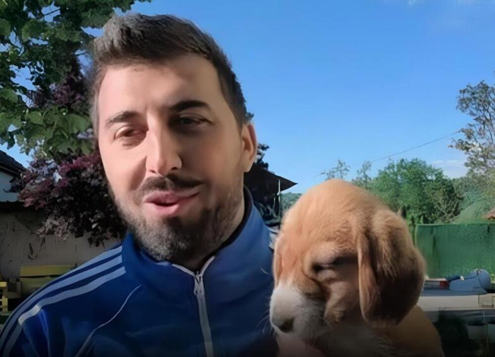 Ovo je mašinovođa Milan koji je spasio štene: Odlučio je da je UDOMI, a kuca je dobila NAJLEPŠE IME! (FOTO)