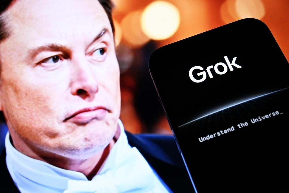 Grok javno kontrirao Ilonu Masku: AI chatbot izazvao haos na mreži X