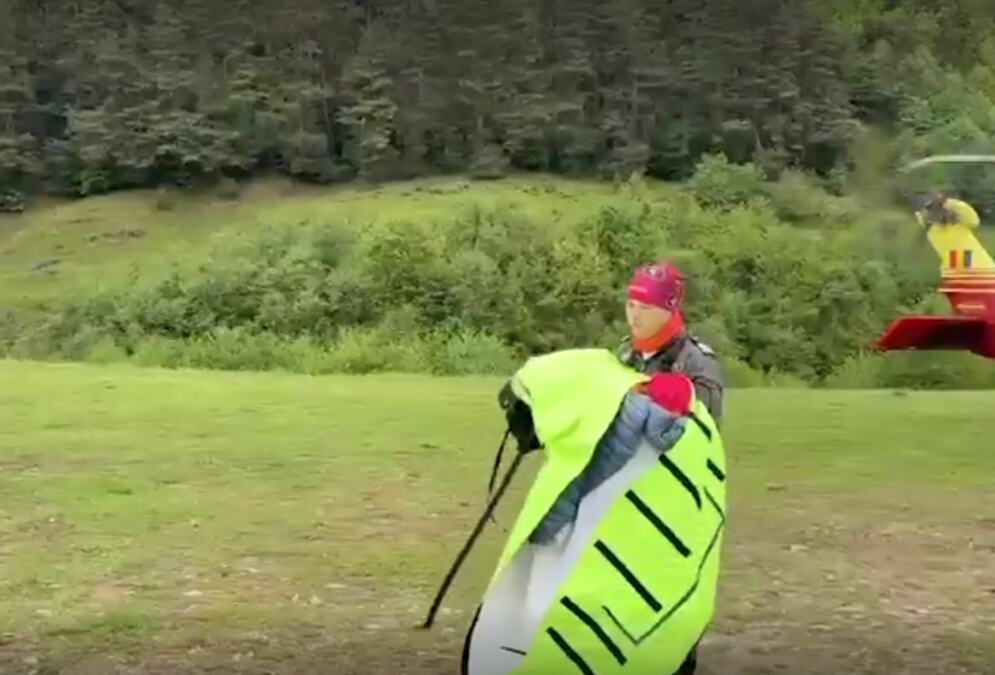 MALENI ALEKSANDAR (5) PROVEO NOĆ U ŠUMI! Nestali dečak pronađen posle 48 sati, otac kroz suze o tome šta mu je rekao: Scena iz helikoptera LEDI KRV! (VIDEO)