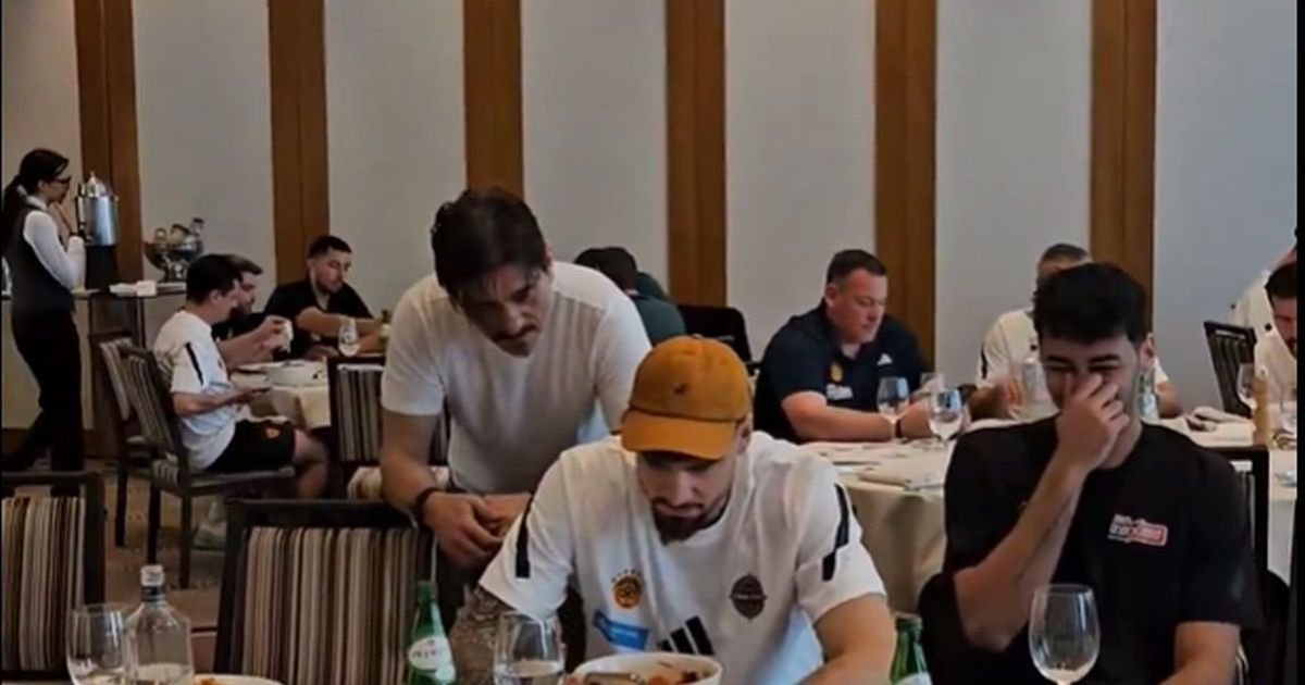 Evroliga ga kaznila, ali on se ipak pojavio: Janakopulos u svom stilu u Valensiji obišao igrače