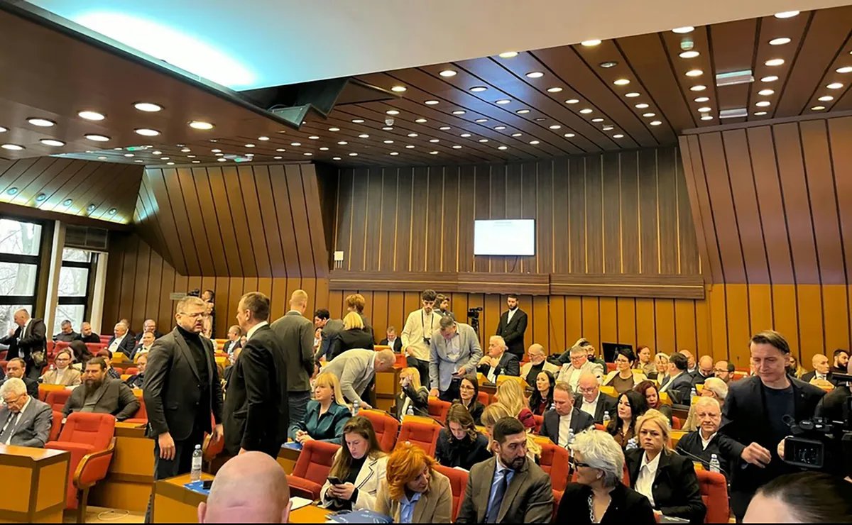 U Novom Sadu nastavljena sednica gradskog parlamenta posle prekida bez opozicije
