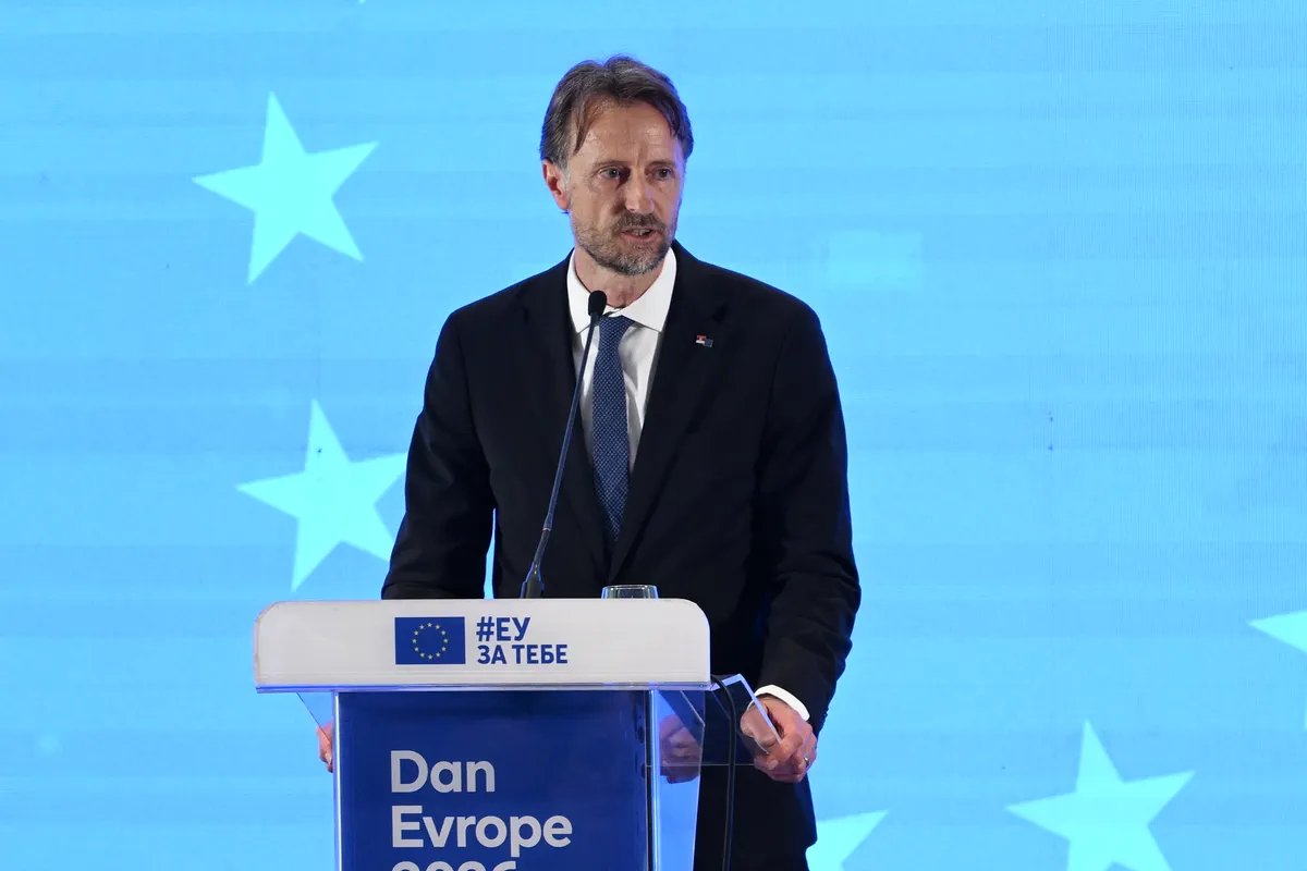 Fon Bekerat: Građani Srbije imaju pravo da budu precizno informisani o politikama EU