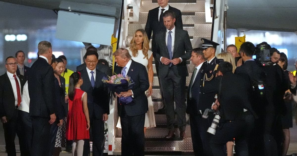 Oči sveta usmerene na sastanak u Kini: Điping poručio Trampu da treba da budu "partneri, ne rivali"