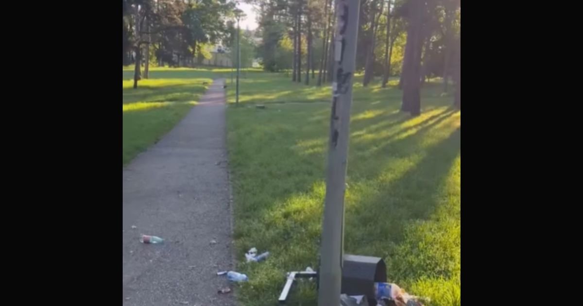 Park preplavljen smećem i polomljenim kantama, ljudi u šoku! Nezapamćeni vandalizam zadesio Šabac