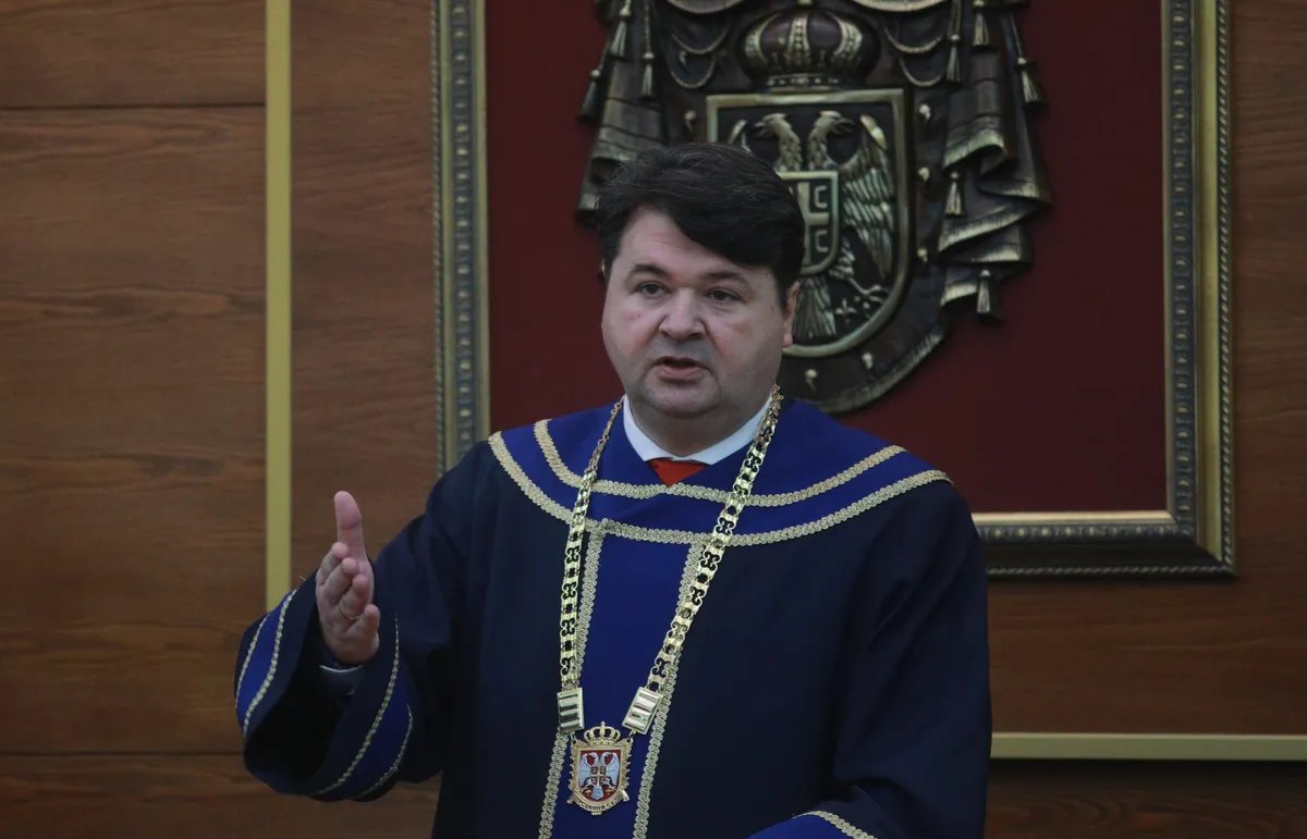 Petrov: Nisam politički poslušnik, ne sklanjam predmete i ne podnosim izveštaje Vučiću