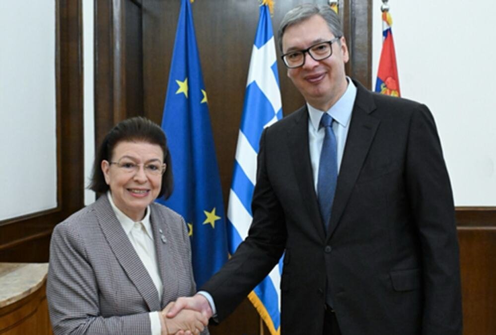VUČIĆ RAZGOVARAO SA LINOM MENDONI: Jačanje kulturne saradnje Srbije i Grčke i dogovor o zajedničkim projektima (FOTO)