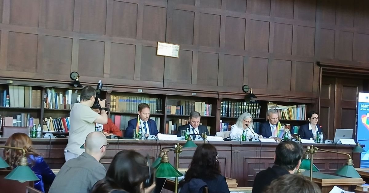 Koliko je Srbija napredovala u prihvatanju LGBT zajednice: Poverenik ukazuje na izazove i mostove saradnje
