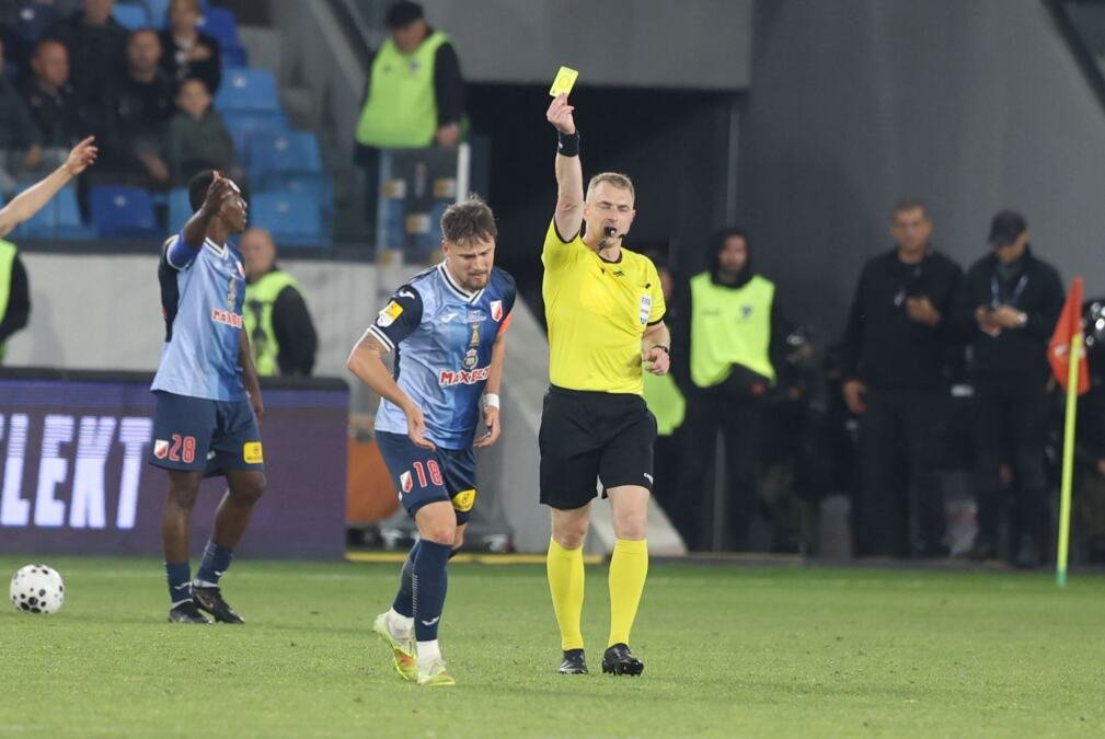 KAKVO JE BILO SUĐENJE U FINALU KUPA? OGLASIO SE SUDIJSKI EKSPERT! Novosađani su pobesneli na Pavla Ilića, a evo šta on kaže!