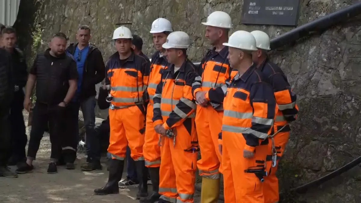 Nakon više od 12 sati, izvučeno 18 rudara iz rudnika kod Trepče