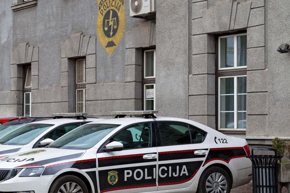 PALI INTERNET PREDATORI! Velika akcija "Karika" presekla lanac seksualnog zlostavljanja i iskorišćavanja dece: Uhapšena šestorka, zaplenjena hrpa dokaza!