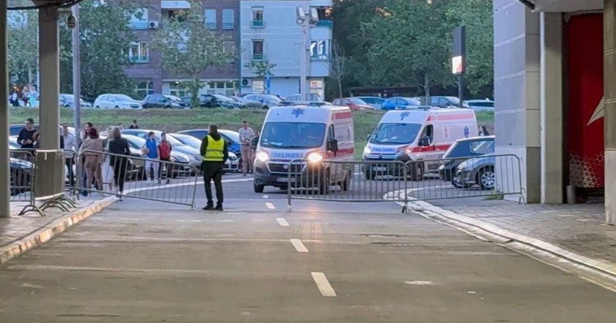 Hitna pomoć stigla u Beogradsku arenu, Vesni Zmijanac se slošilo pred početak koncerta