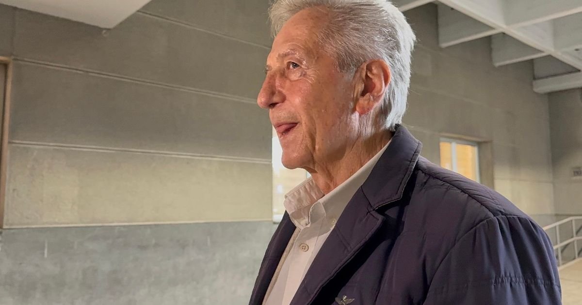 Miroslav Ilić stigao na koncert Vesne Zmijanac: U Arenu ušao u farmerkama, pa pomenuli Dina Merlina