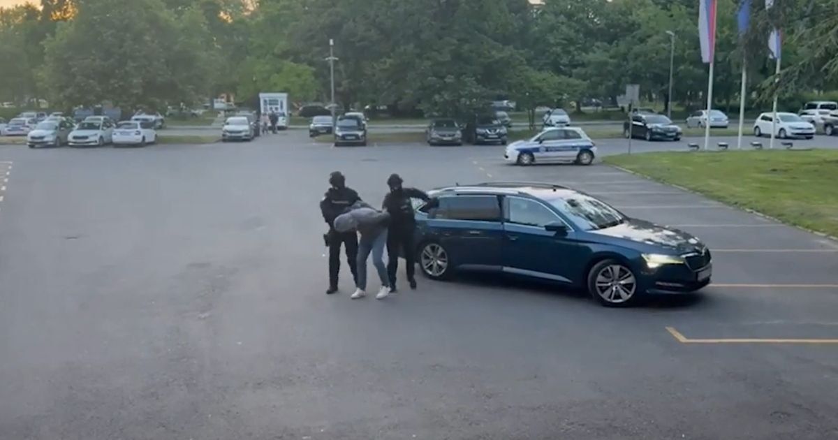 Kapuljača na glavi i lisice: Ovako je uhapšen vlasnik restorana na Senjaku u kom je Baja poslednji put viđen