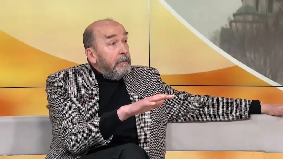 Akademik demonstrativno napustio otvaranje izložbe SPC u Galeriji SANU zbog Selakovića
