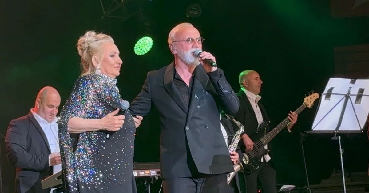 Zemljotres u Areni! Dino Merlin prvi gost na koncertu Vesne Zmijanac: "Pomogla je kada mi je bilo potrebno"