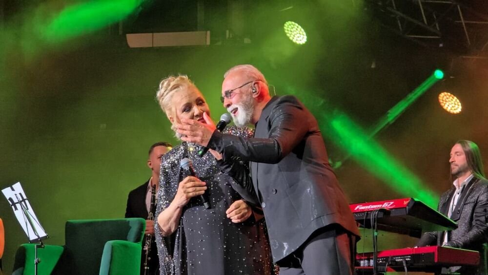 "Kada sam bio mlad i kada nije bilo..." Emotivne reči Dina Merlina odjekuju Beogradom! Narod na nogama zbog ovoga