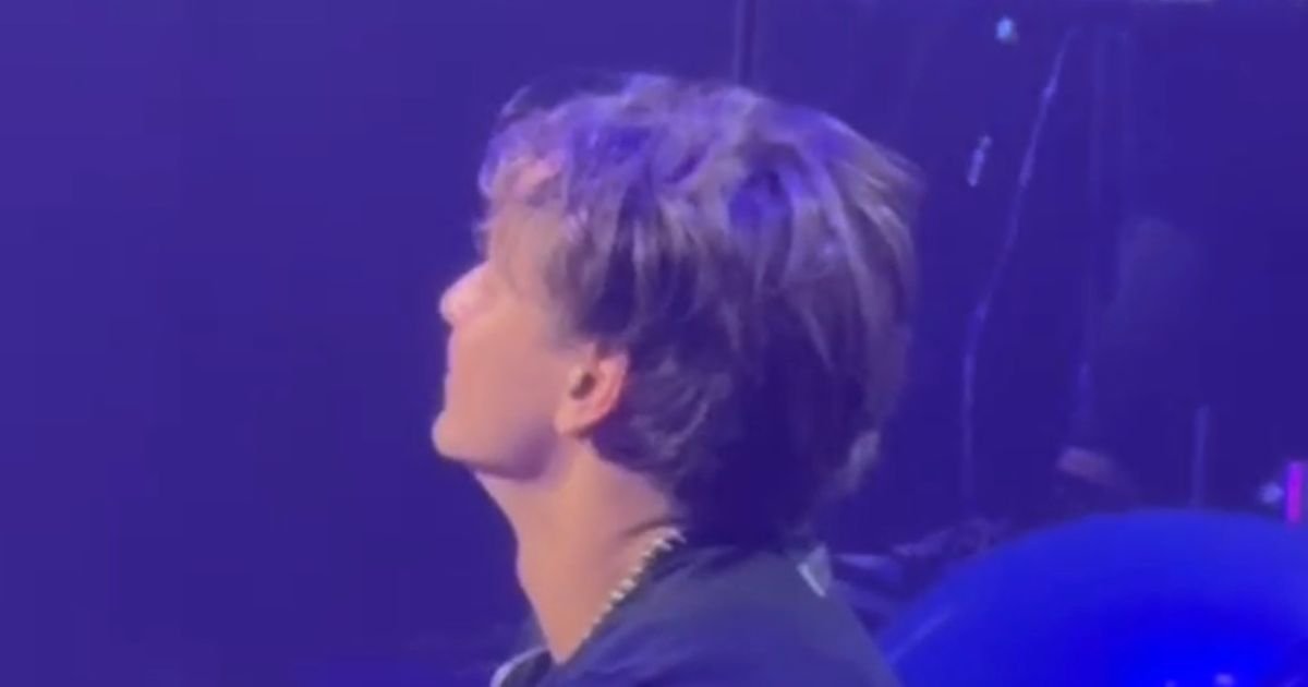 Jakov Jozinović održao poslednji koncert u Beogradu, pa pao nasred bine: Počeo da jeca, pa se srušio