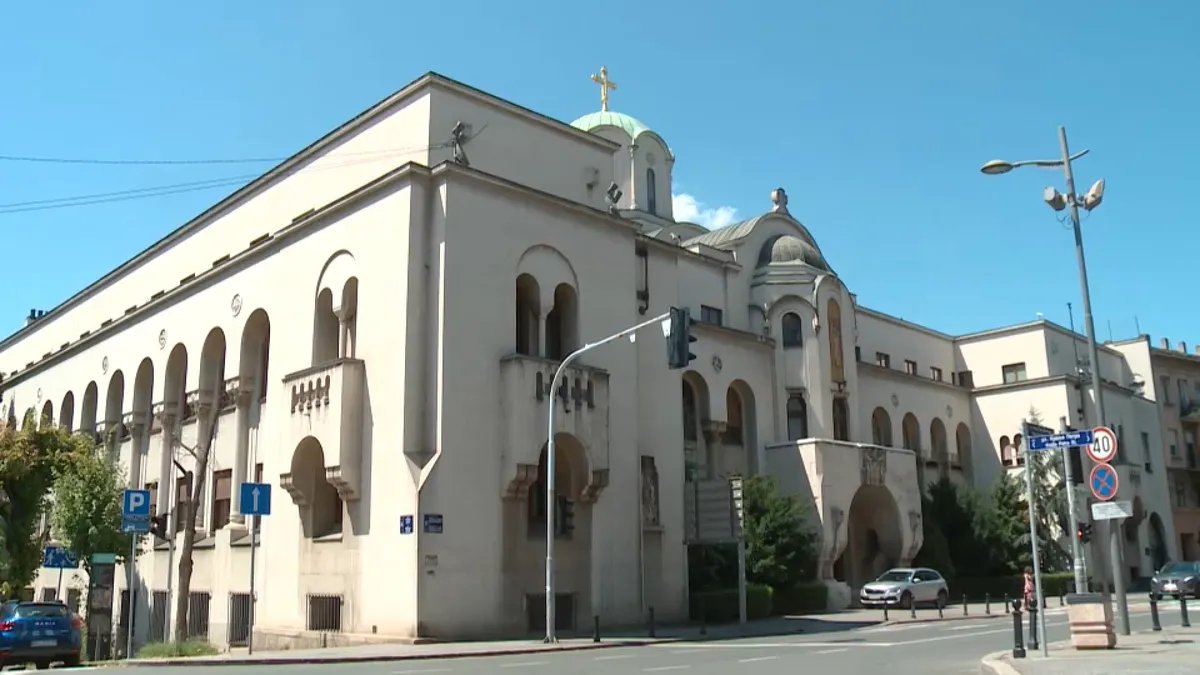 Verski analitičar: Crkvena hijerarhija se otela od vernika - oni ih ne zanimaju, smatraju da su Bogom dani da upravljaju