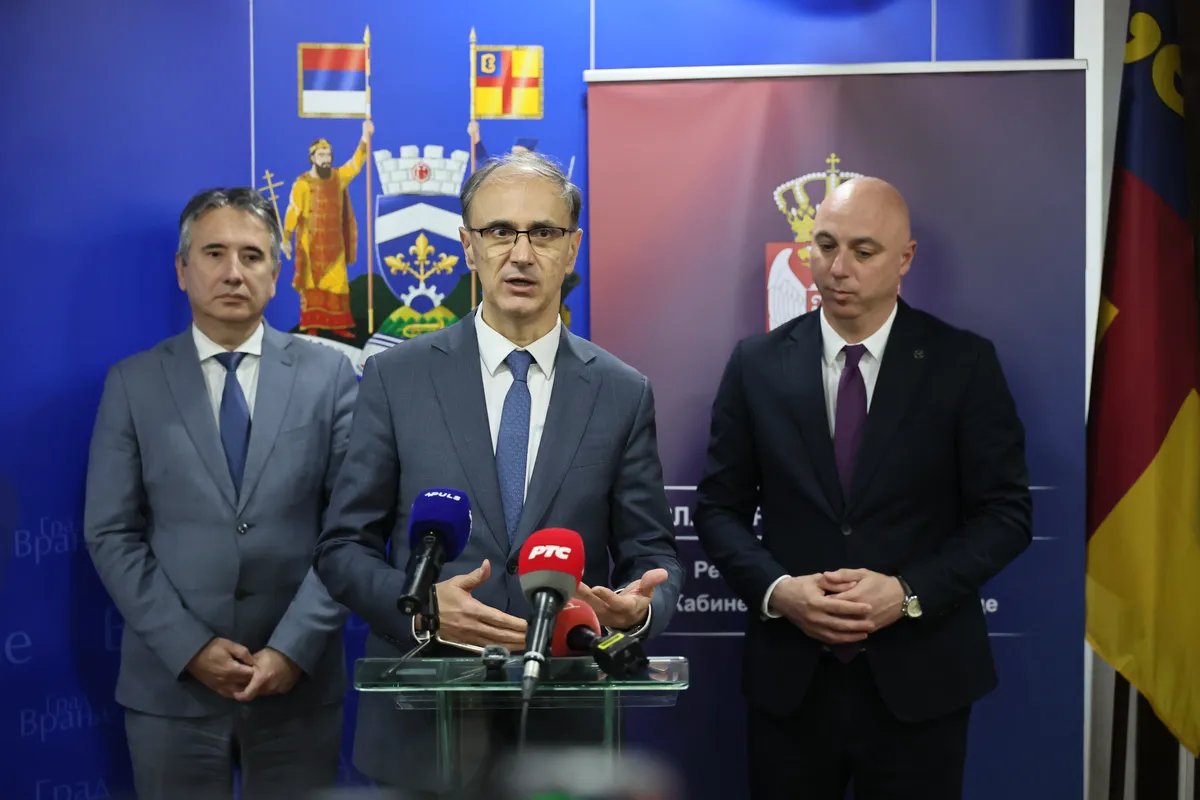 Petrović (SSP): Otvaranje mobilne kancelarije pokušaj režima da stvori privid prisustva Đure Macuta