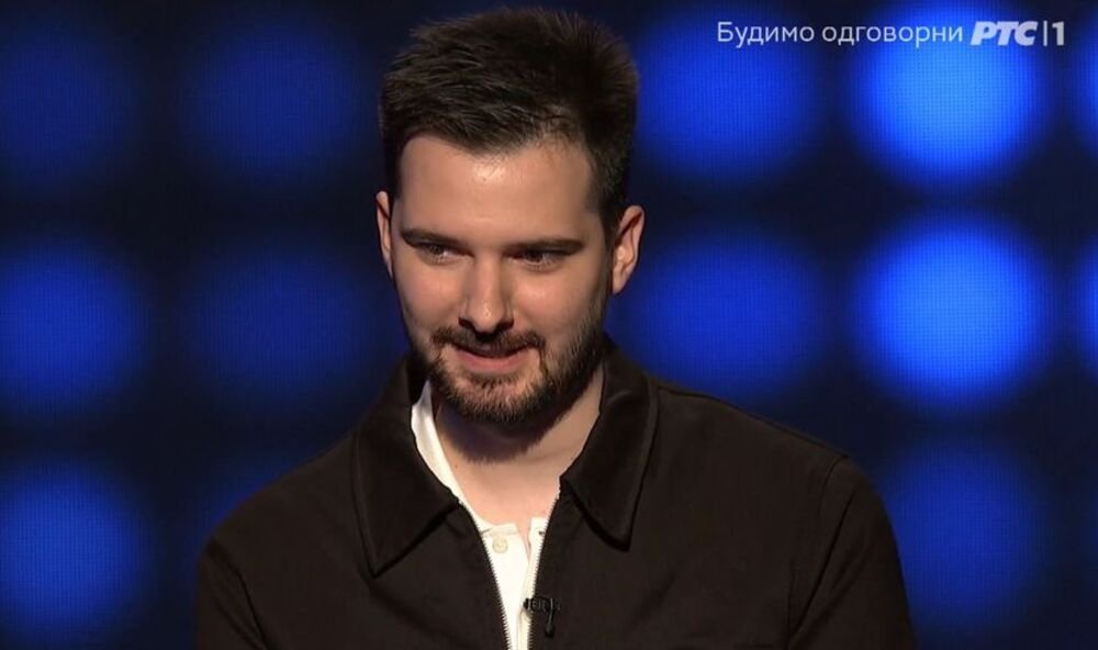 KO JE TRAGAČ MILAN BUKVIĆ ZBOG KOG JE RTS UPUTIO IZVINJENJE GLEDAOCIMA? Zovu ga "Dečko koji obećava"