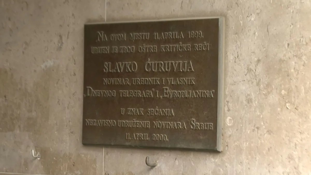 Slavko Ćuruvija fondacija po tužbi Radonjića, Romića i Kuraka mora da plati više od milion dinara