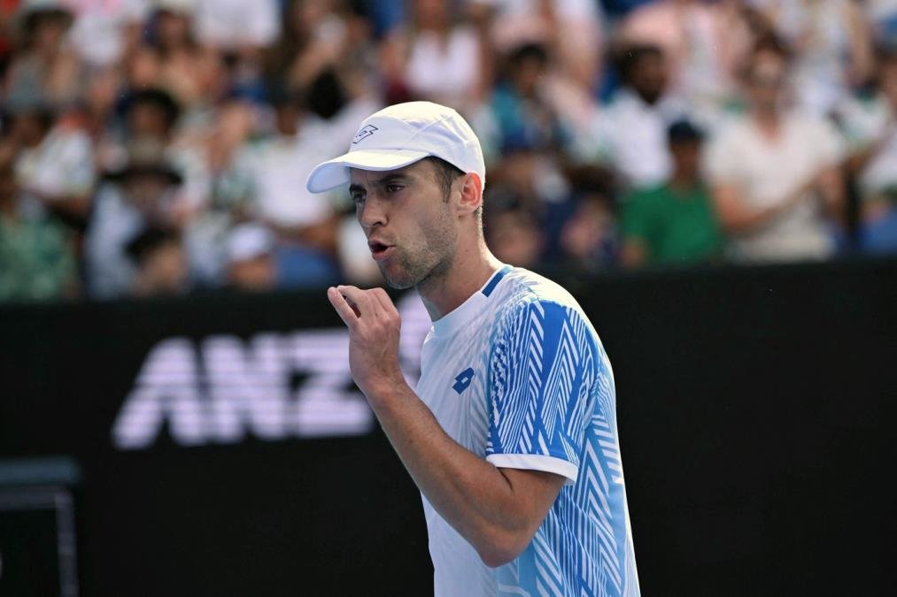 SRPSKI TENISER POSLE 17 MINUTA NA TERENU PROŠAO U FINALE! Laslo Đere pred velikim skokom