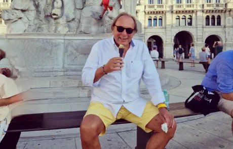 Kad su se venčali on je imao 71, a ona 29 godina: Poznati hrvatski pevač deceniju i po uživa u ljubavi - svadbu napravili na Havajima (FOTO)