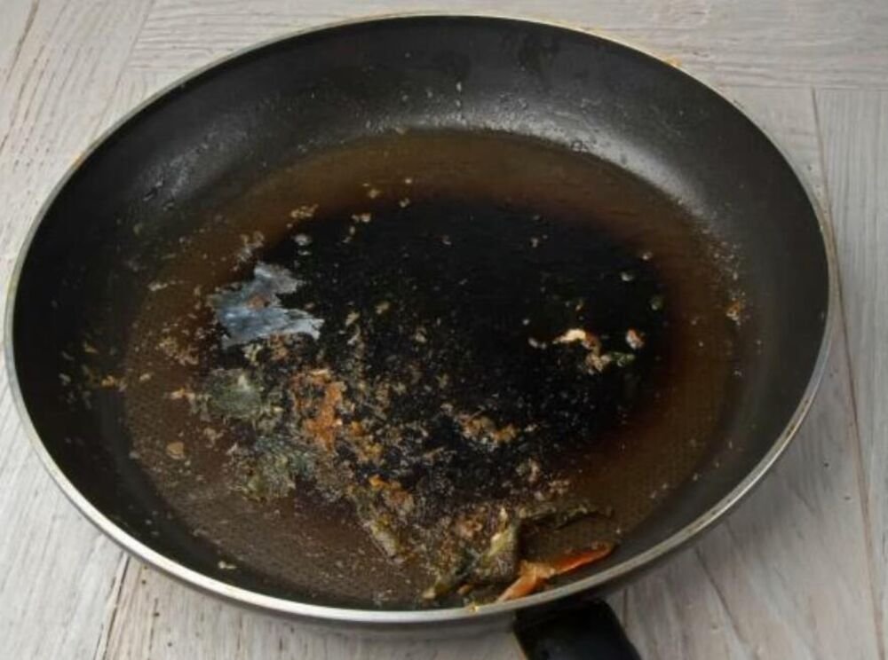 Na ovo mesto u kuhinji nikad ne stavljajte vreo tiganj! Svi se ODMAH UHVATE za njega, a VEĆA JE DARA NEGO MERA