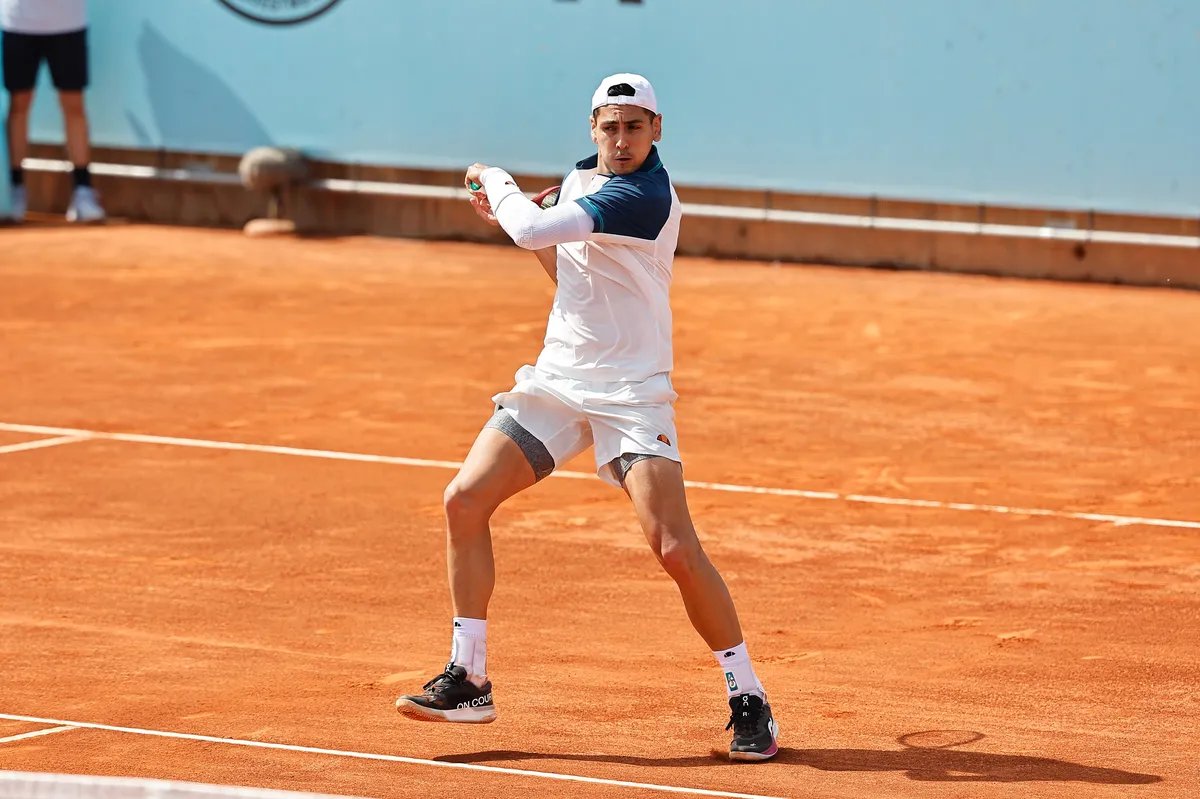 Dvaput pobedio Đokovića, sad srušio Lajovića posle ludog preokreta za polufinale u Valensiji