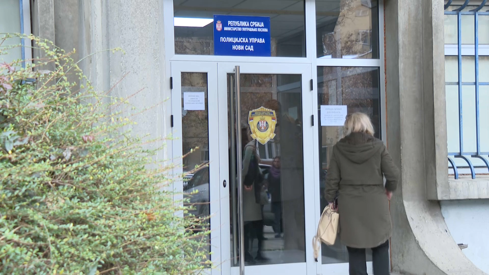 Ko je sve u novosadskoj policiji „platio“ foteljom od početka studentskih protesta