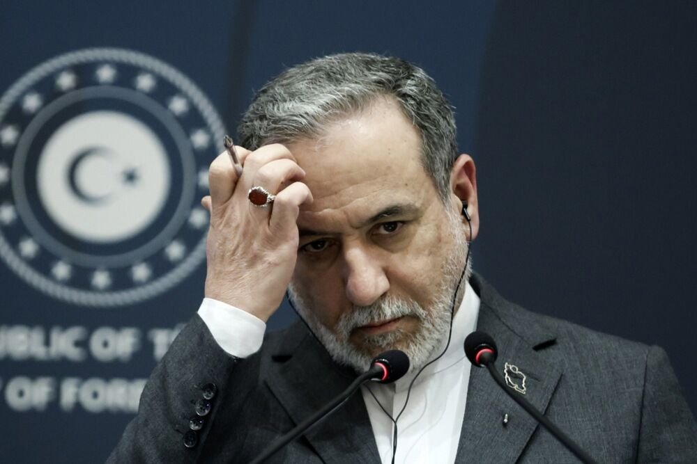 IRAN DONEO NOVU ODLUKU ZA ORMUSKI MOREUZ: "Prijateljske zemlje mogu da računaju na bezbednost tokom trgovine"